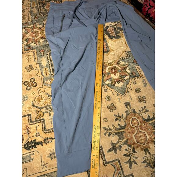 Athleta Trekkie North Jogger Pants Athletic Yoga Pants Gym Women's Size 6 - Picture 11 of 11